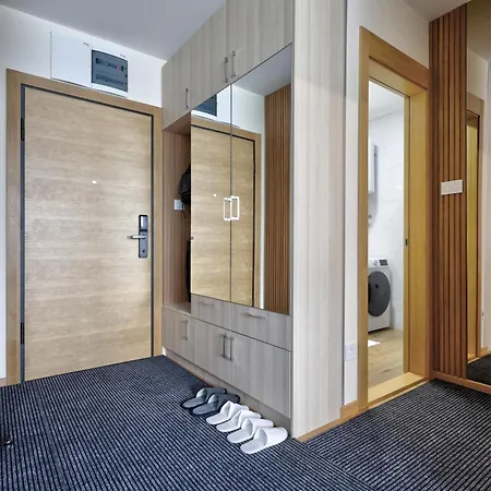 Lux Ivan With Free Private Parking * Novi Sad