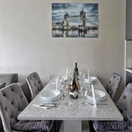 Lux Ivan With Free Private Parking Apartment